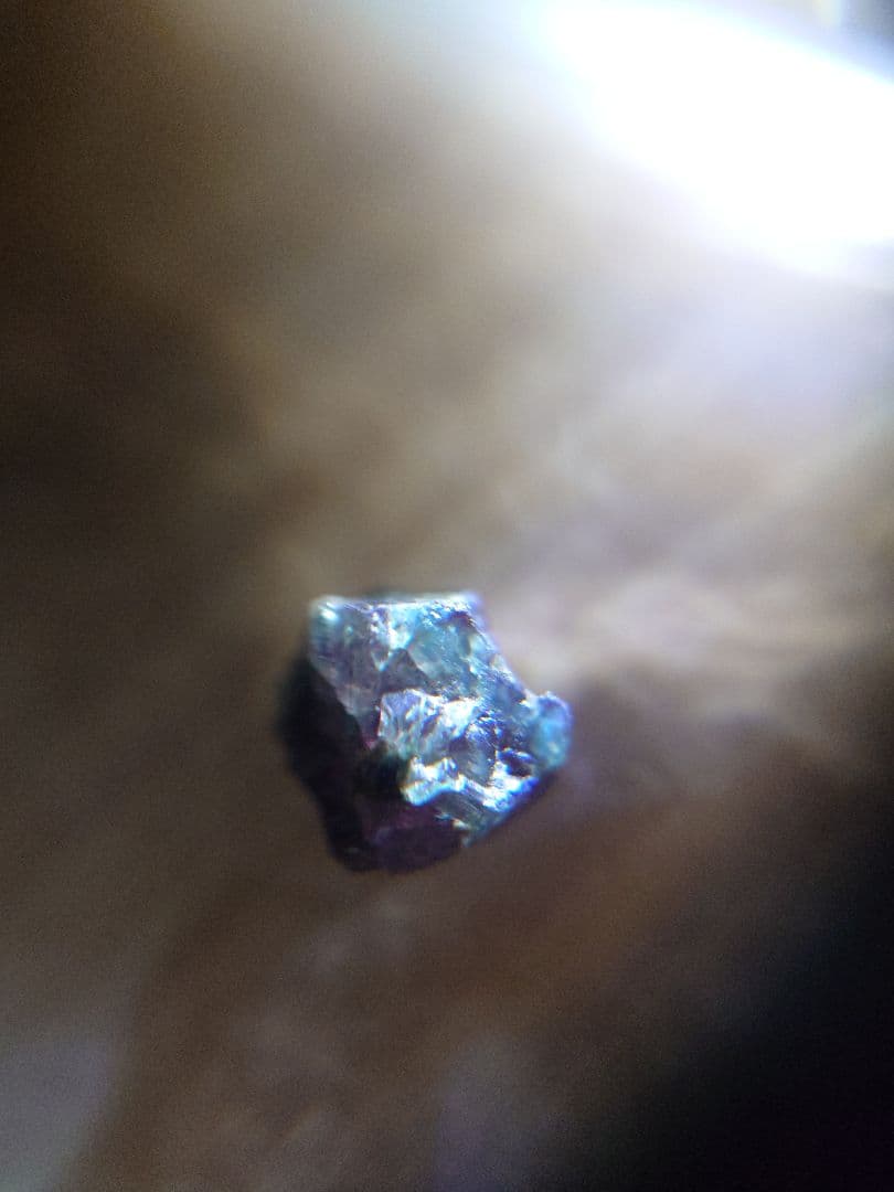 ヘマチタ産アレキサンドライト 原石