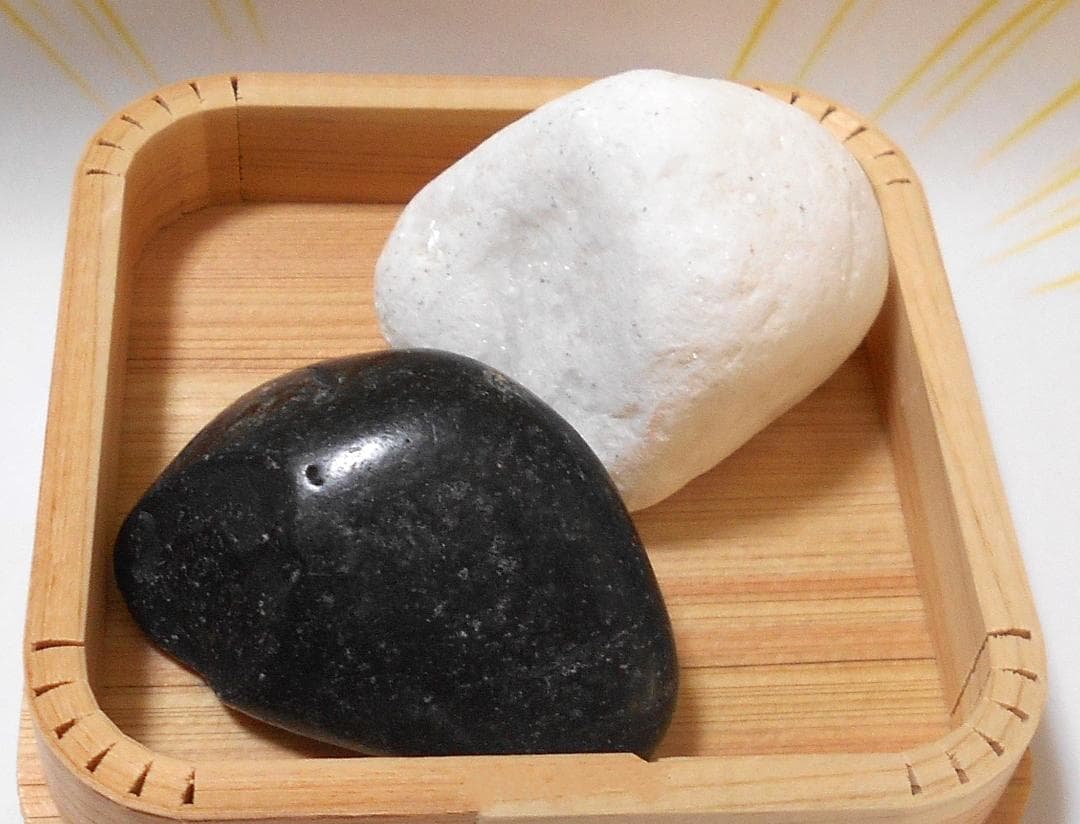 不思議　雷龍急転幸福　雷打ち黒龍珠石　雷打ち白龍珠石　超希少　現品5