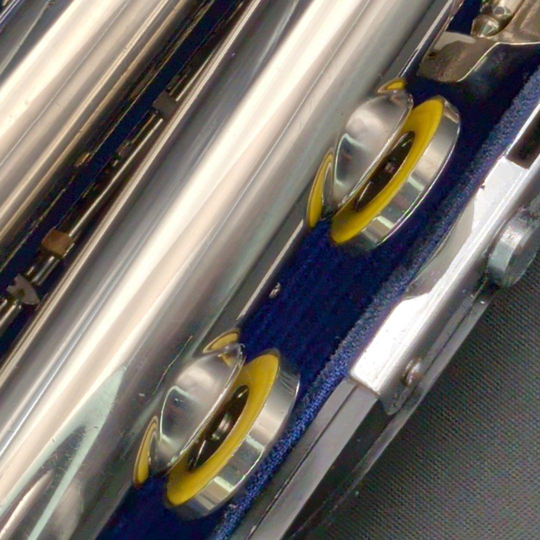 フルート　調整済　ヤマハYFL23(Eメカ仕様)