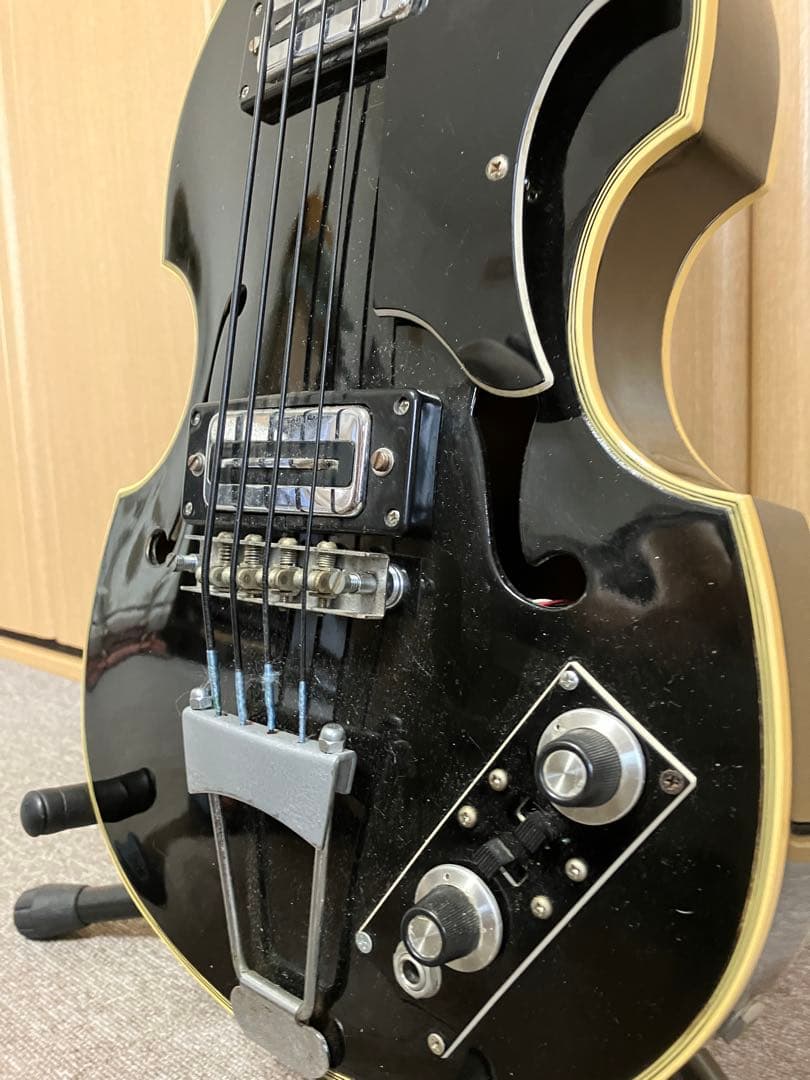 First Manバイオリンベース 1967