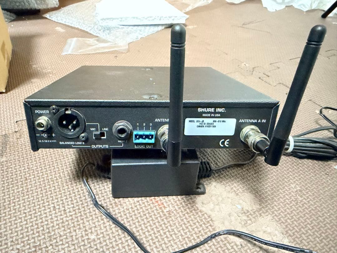 Shure UC4/Uc2-BG3.1, USA 製、動作確認済み。