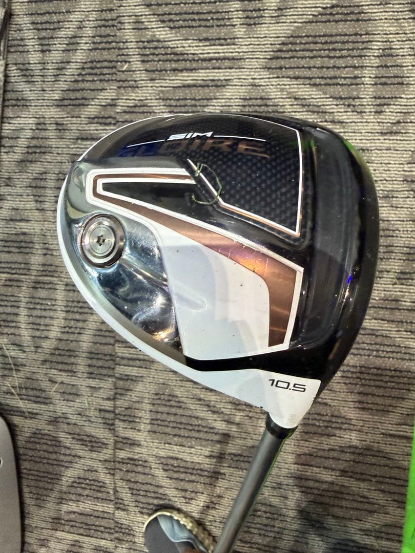 テーラーメイド　SIM グローレ　10.5 カスタム　aG33-4 SR
