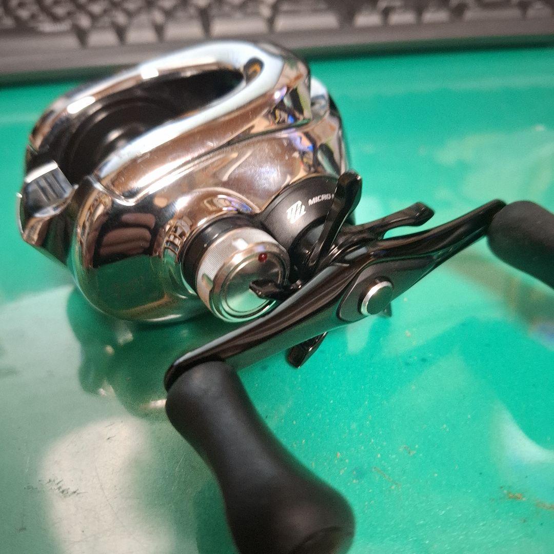 シマノ　12　アンタレス　HG　右　　ANTARES　HG　ギア比7.4：1