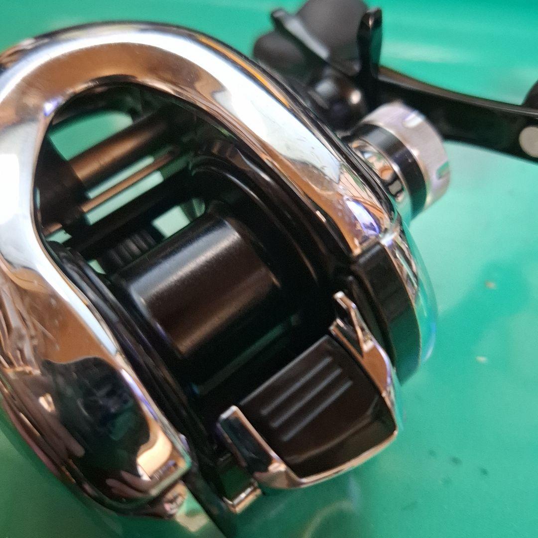 シマノ　12　アンタレス　HG　右　　ANTARES　HG　ギア比7.4：1