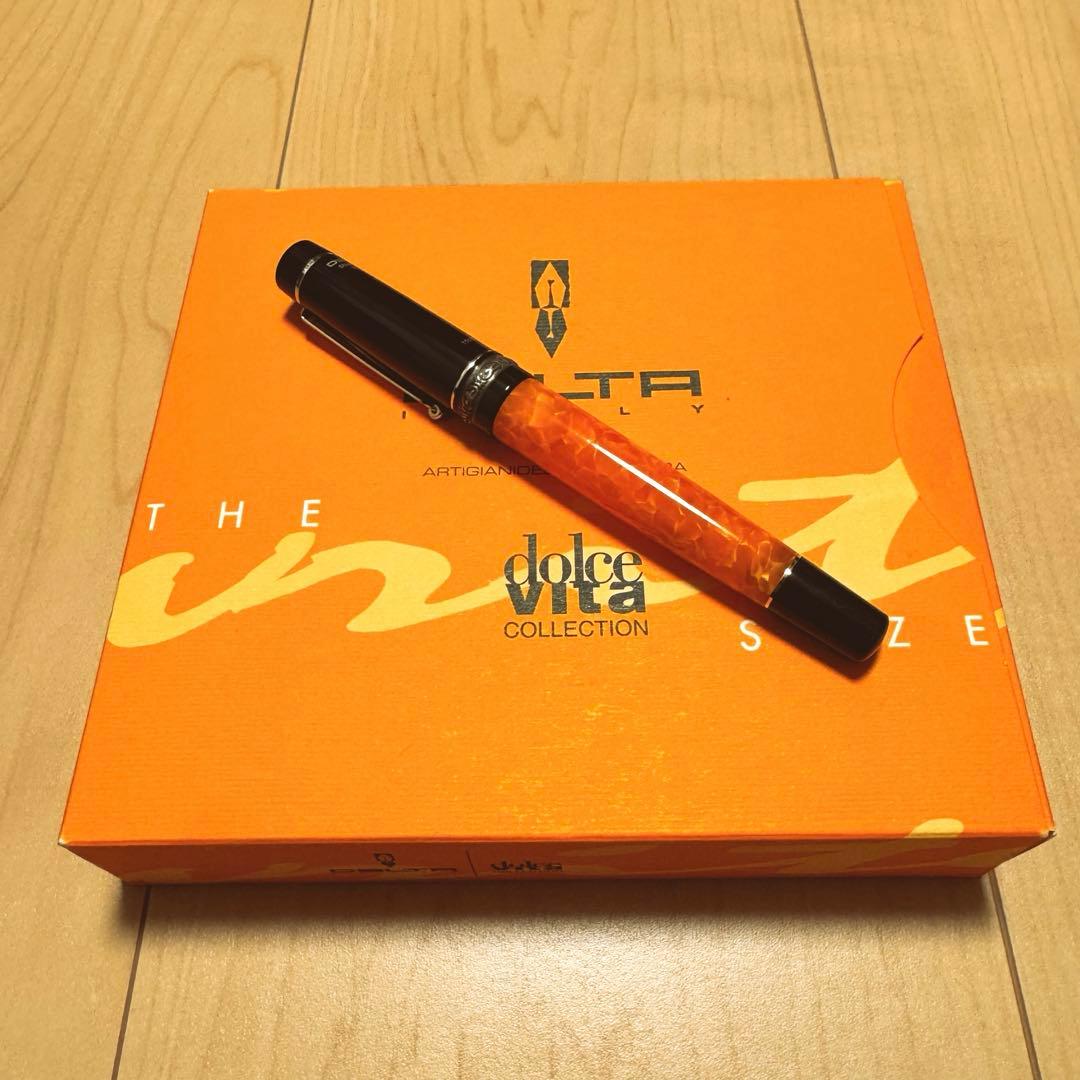 【箱等完備】美品　デルタ　ドルチェビータ　スリム　万年筆14K B字