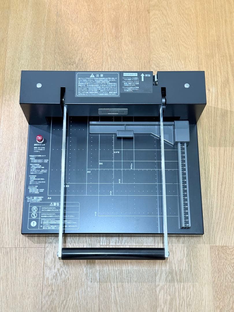 Durodex STACK CUTTER 180-DX 裁断機