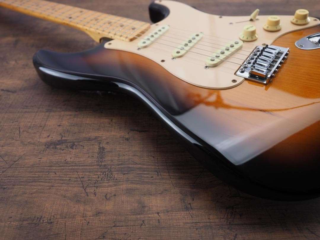 SQUIER 2003年製 超美品 アルダーボディー スクワイヤー FENDER