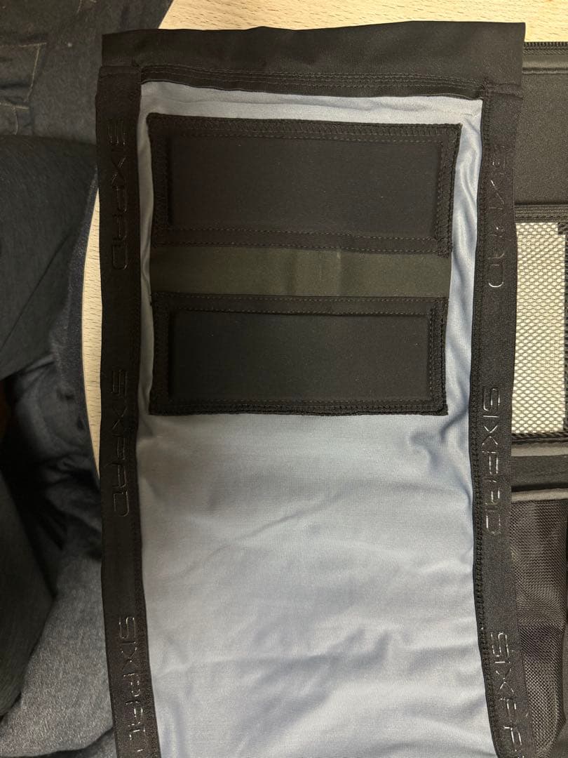 シックスパッド　パワースーツライト　アブズ　M