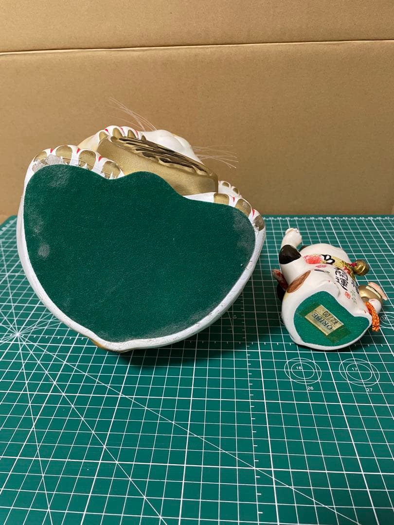 2体セット　招き猫　陶器製　昭和レトロ　大(貯金箱)