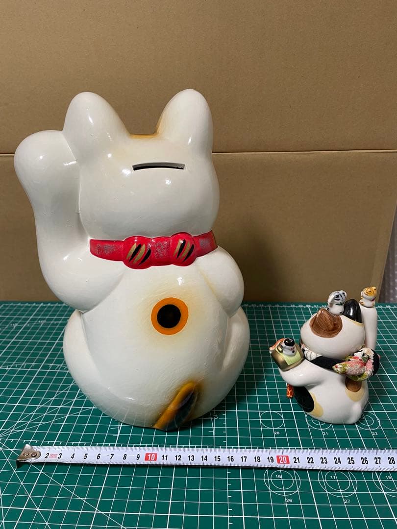 2体セット　招き猫　陶器製　昭和レトロ　大(貯金箱)