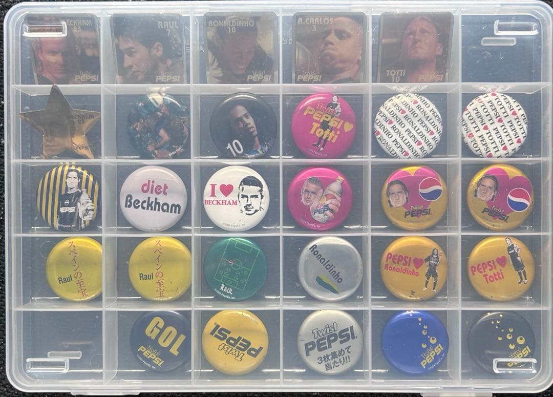 【ペプシ】　サッカー　缶バッジ&ピンバッチセット 28個 デビッド・ベッカム