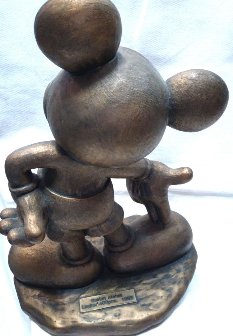 ミッキー　ゴールデンスタチュー　限定400個