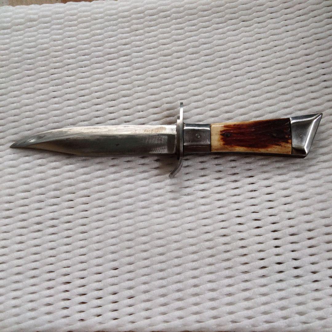登山ナイフ。鹿の角の持ち手?5ミリ厚の刃。