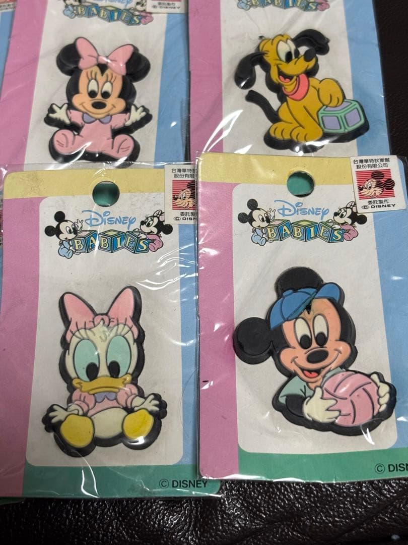 希少　レトロ　ディズニーベビー　ラバーピンズ　ピンバッジ　ミッキー　赤ちゃん