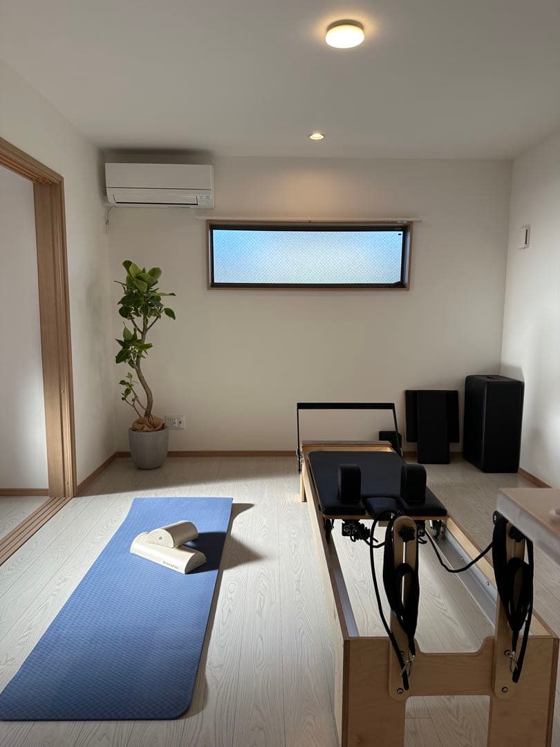 リフォーマー　ピラティス　モーションケアピラティス　Box ジャンプボード