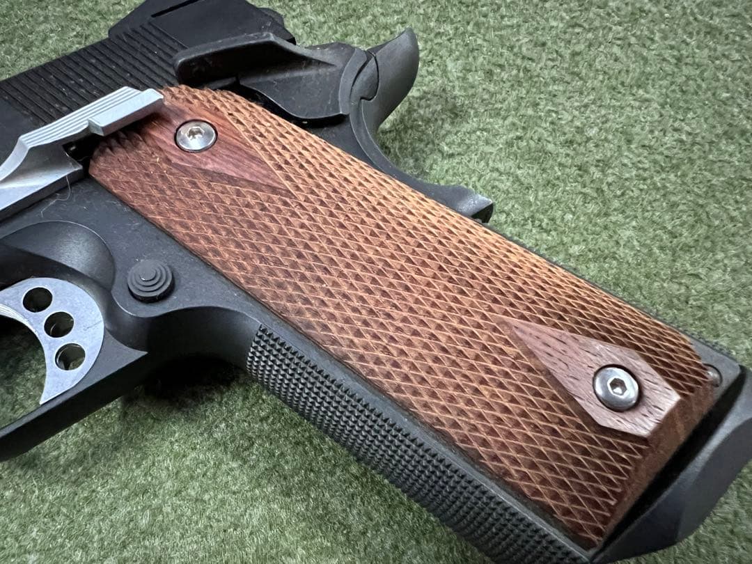 東京マルイ　ガス　MEU ハンドガン　カスタム