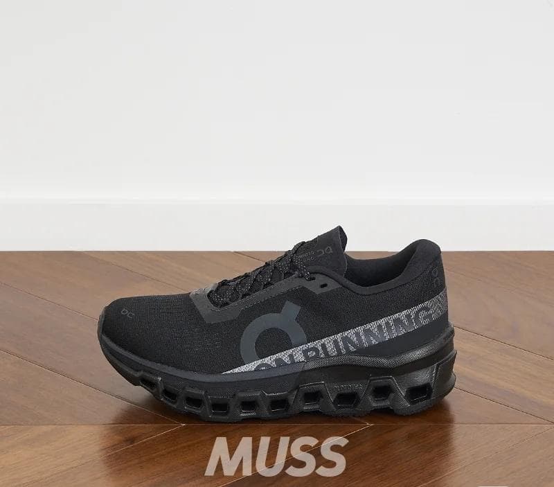 on Cloudmonster2 ×クラウドモンスター ブラック 26.5cm