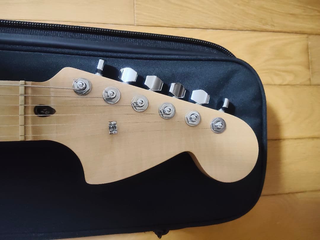 Warmoth ストラトタイプ