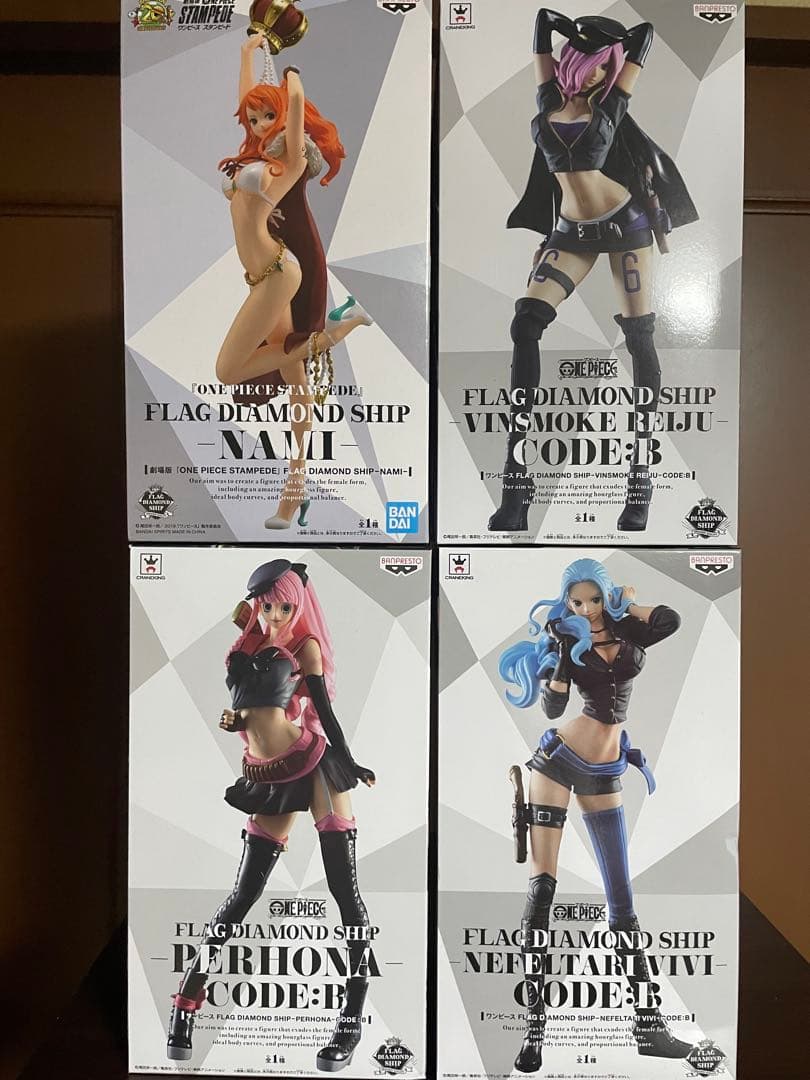 FLAG DIAMOND SHIP ナミ／レイジュ／ペローナ／ビビ セット