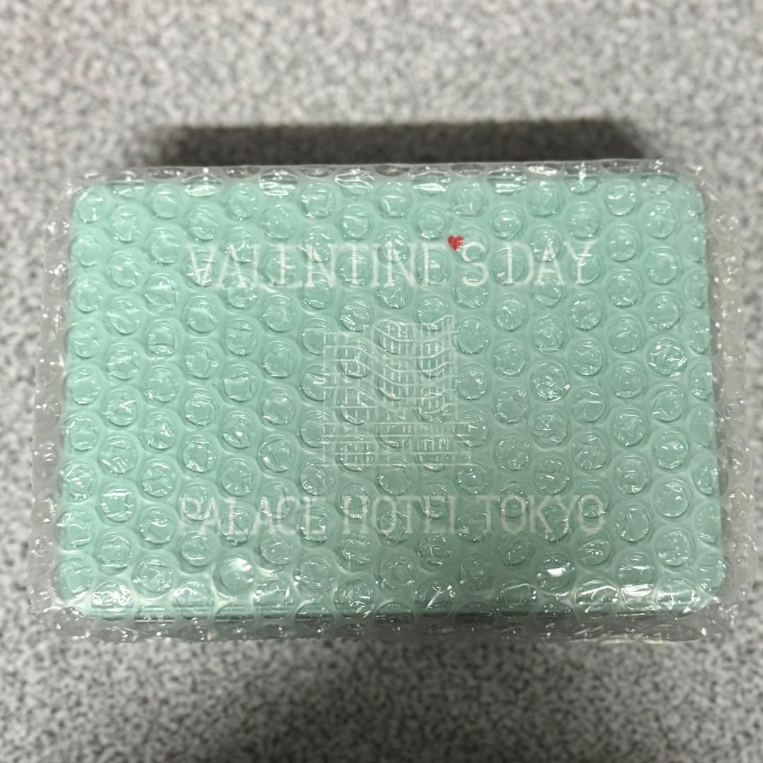 パレスホテル バレンタインデー クッキー缶