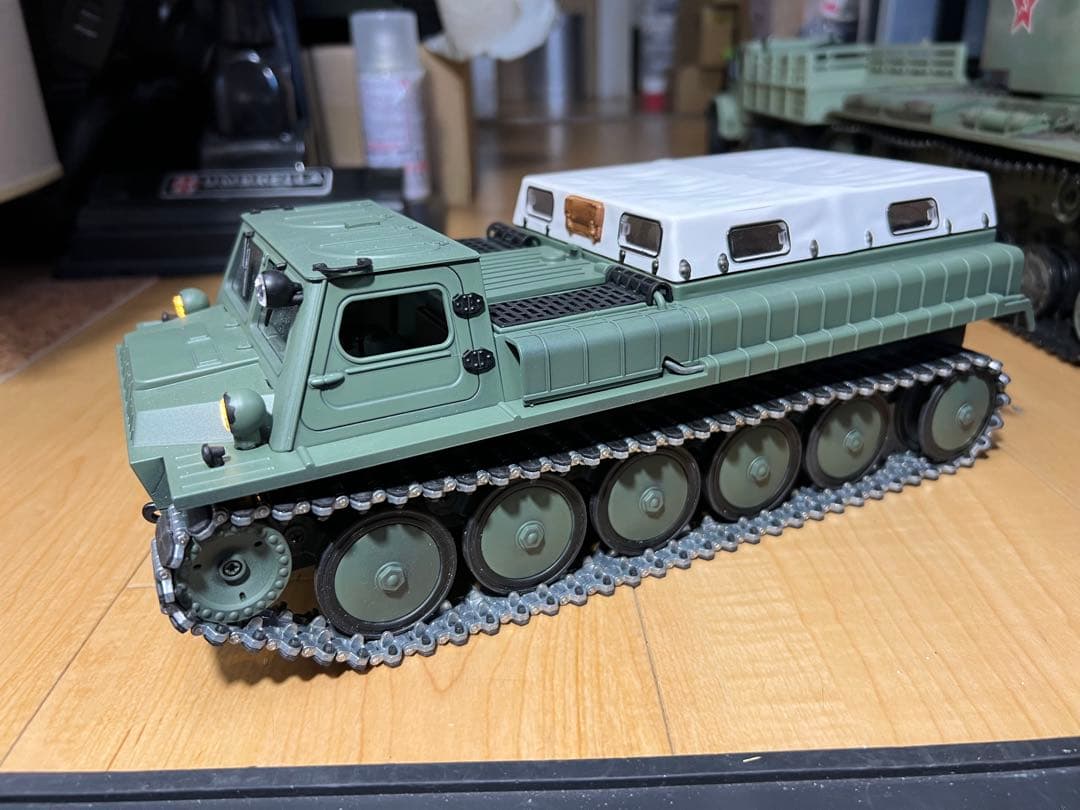 WPL E-1 1/16 新品 塗装 再組立て 金属履帯 1台制作中