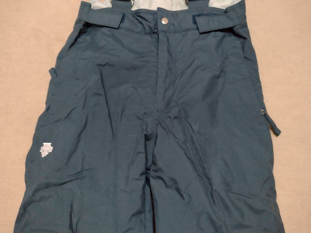 DESCENTE スキー スノーボードウェア 140 キッズ　135〜145