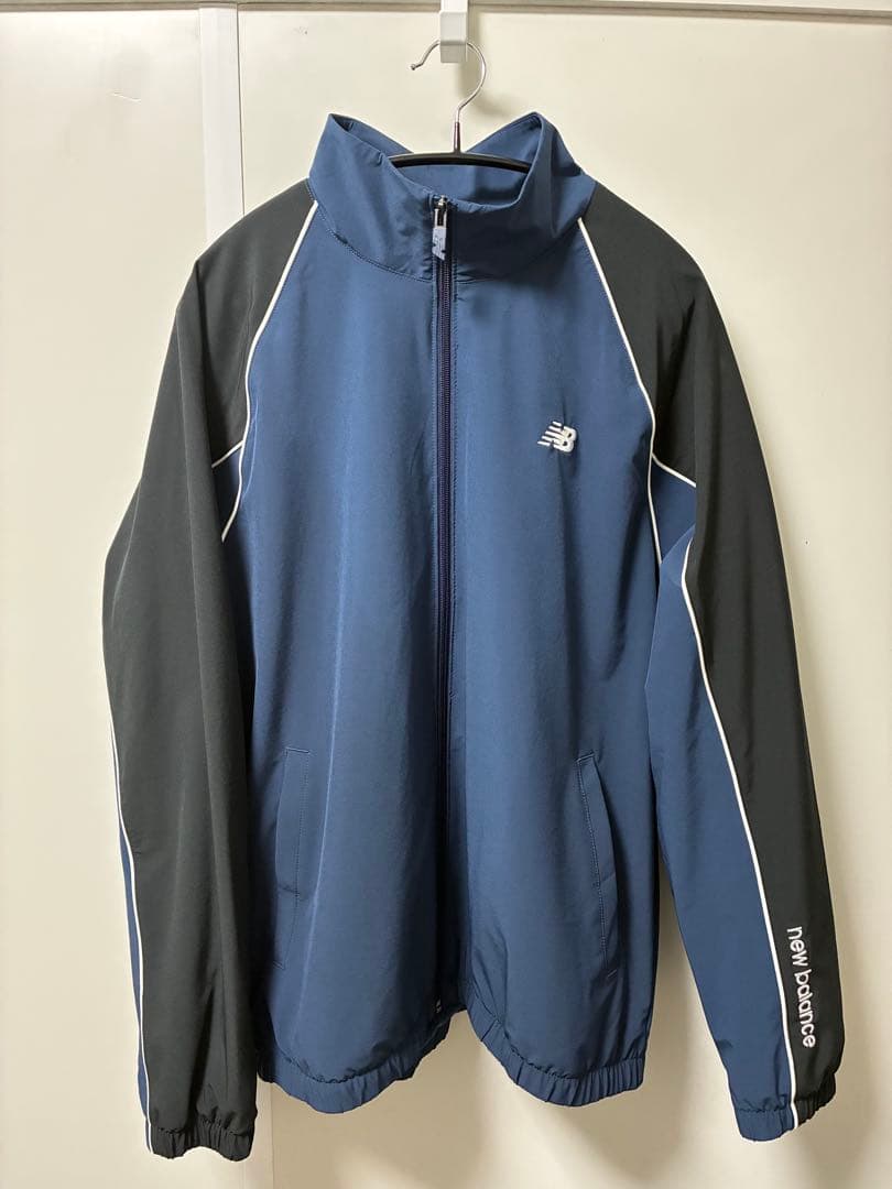 【早い者勝ち】ニューバランス　ウィンドブレーカー　Mサイズ　上下
