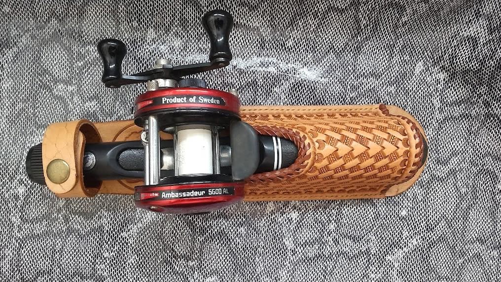 姫路牛本革　ロッドホルダー　ビッグベイトロッド　オールドタックル　フジグリップ等