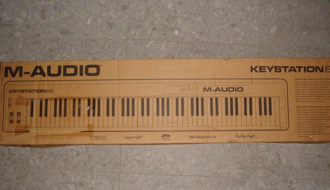 DTM・DAW M-AUDIO KEYSTATION 88