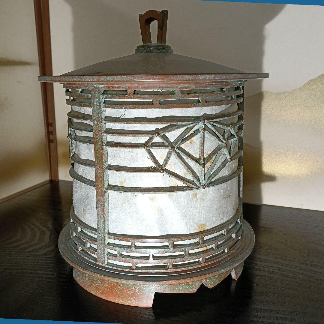 AN46 高岡銅器 名工 釣燈籠 釣灯籠 幾何文透かし 円筒型 青銅 共箱