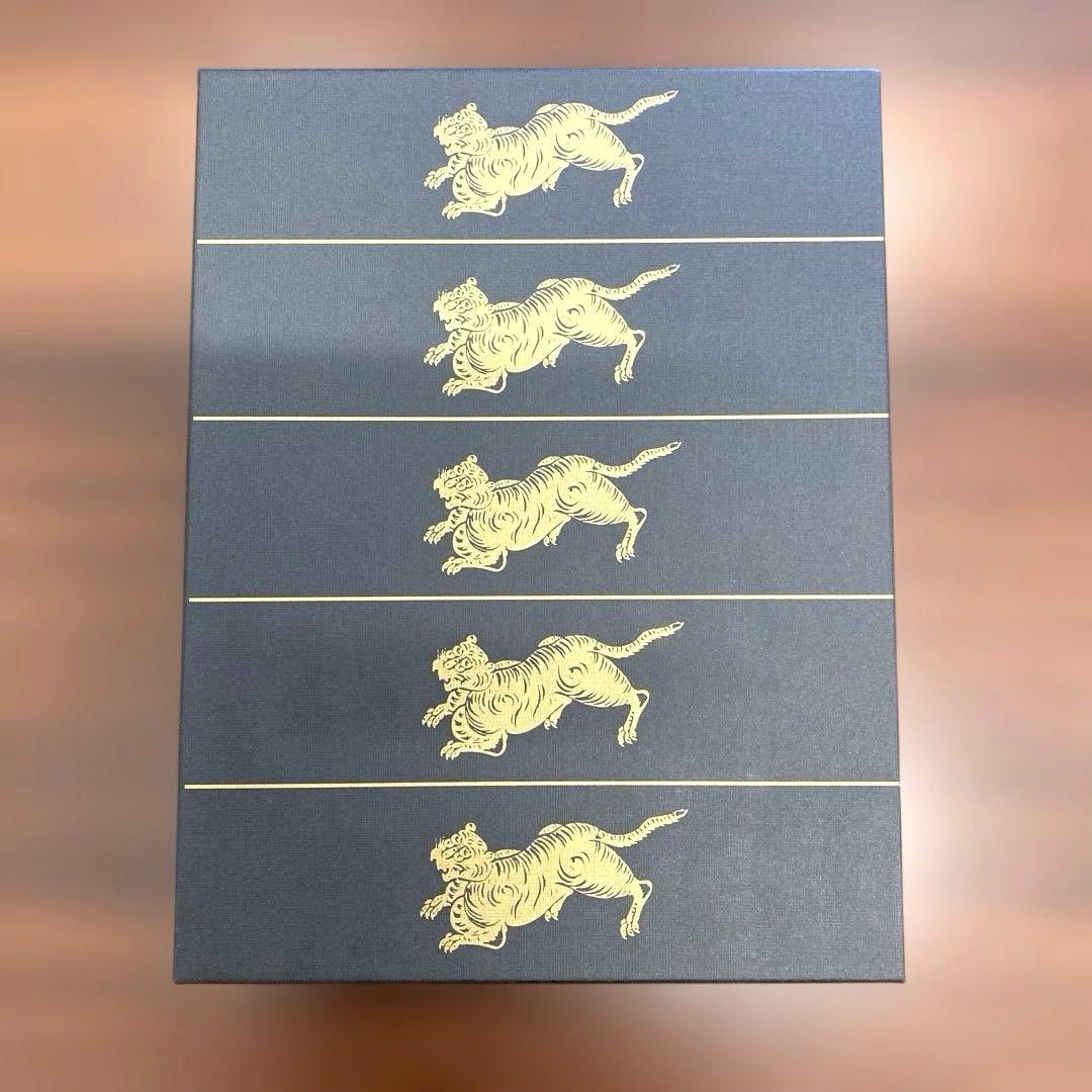 【新品未開封‼️】 老舗和菓子屋 とらや『竹皮包羊羹』3本セット