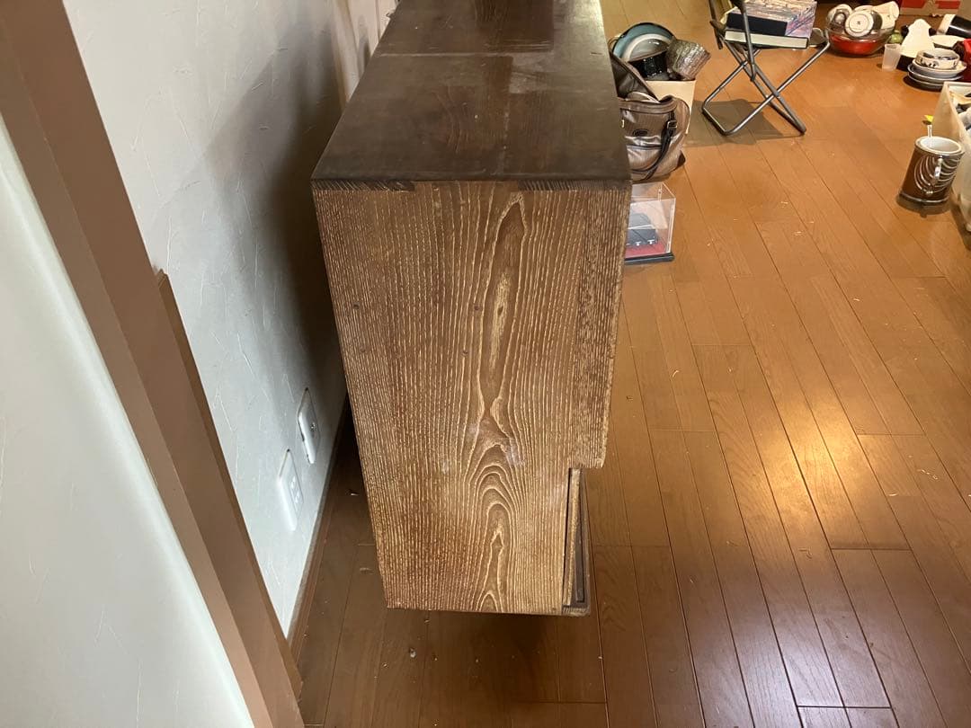 昭和レトロな木製ガラス扉キャビネット