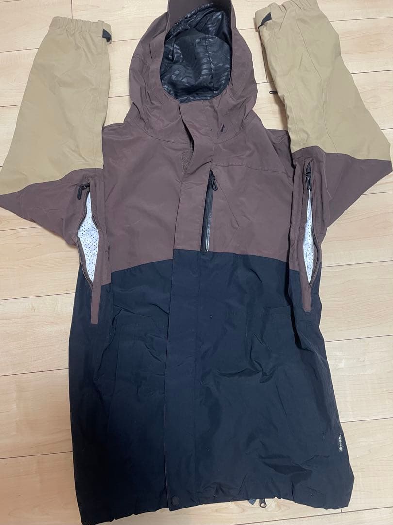 スノーボードウェア（ブラウン/ブラック/ベージュ）