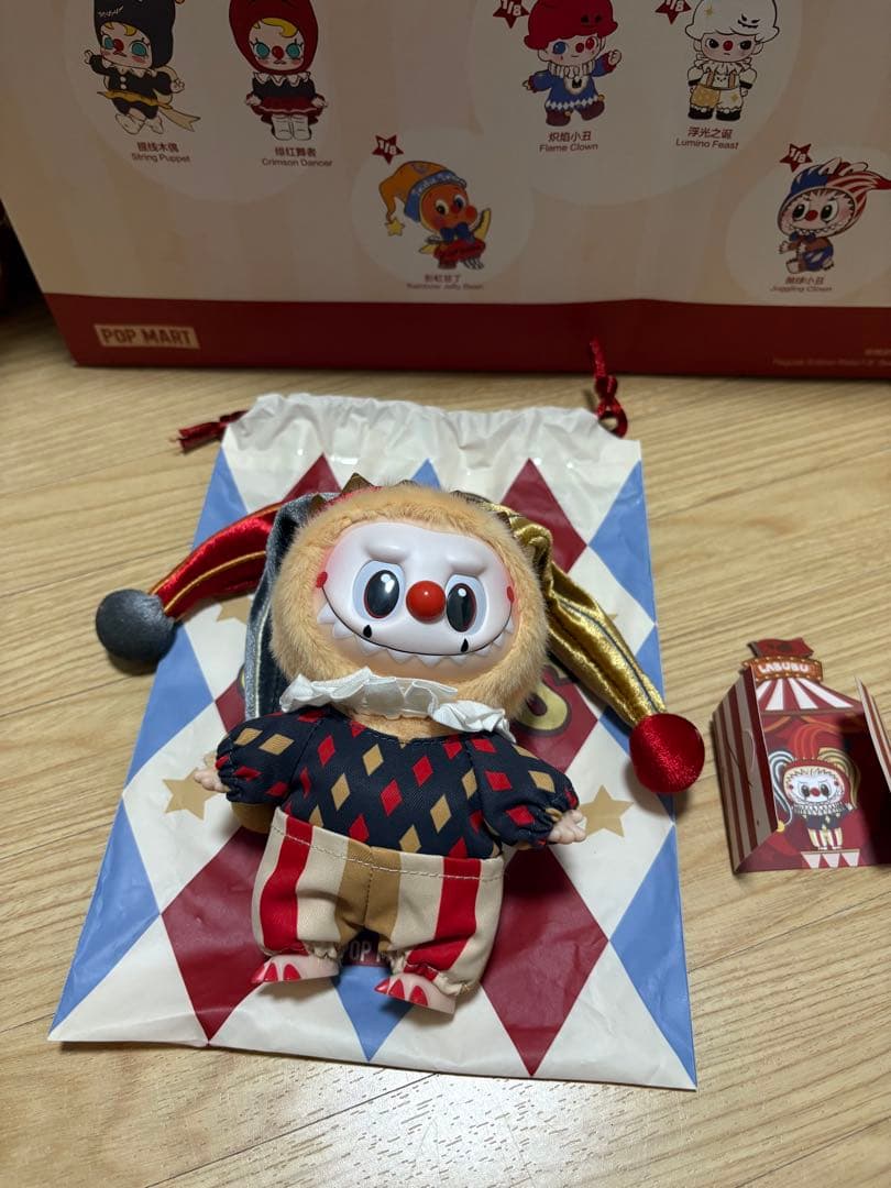 シルビア　POPMART why so seriousラブブ シークレッ