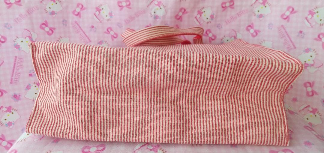 キティ　vivitix　バッグ　財布　がま口　デニム　ローズ　刺繍　レトロ