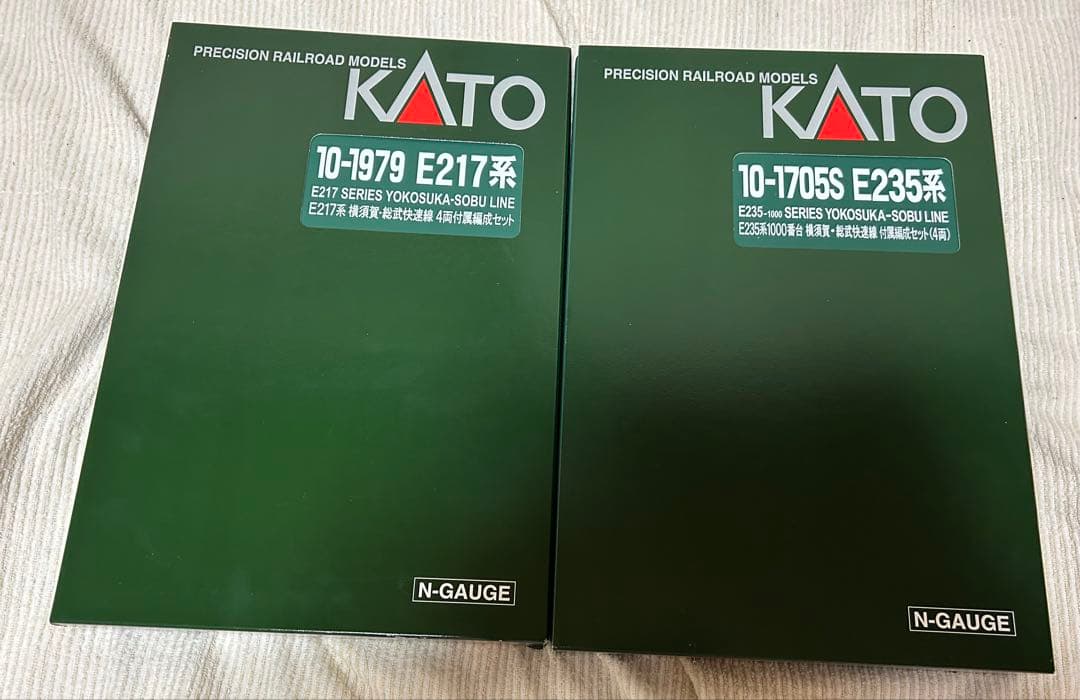 KATO 10-1979 E217系 KATO 10-1705S E235系