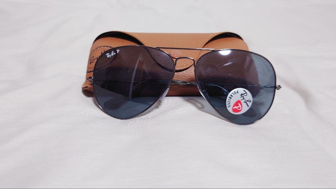 遮光サングラス　レイバン