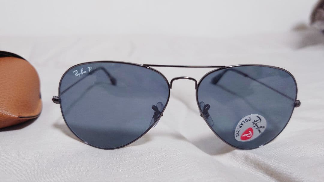 遮光サングラス　レイバン