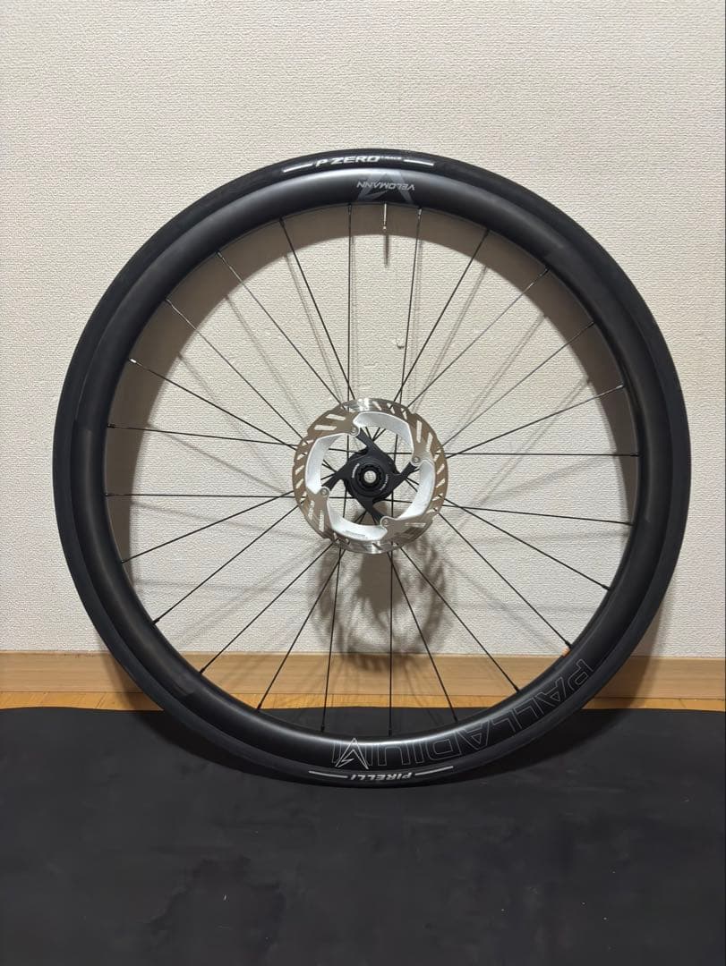 2025年ビアンキスペシャリッシマプロ完成車カーボンホイール