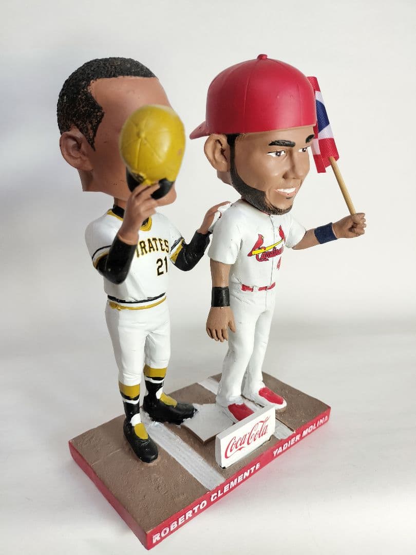 ヤディエル・モリーナ＆ロベルト・クレメンテ／ボブルヘッド人形（非売品）