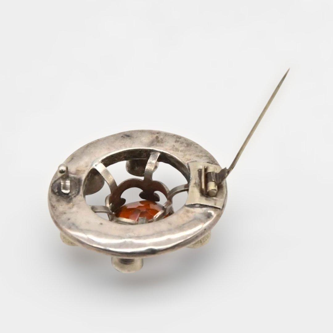 円形の銀製ブローチ　スコティッシュ　s0076