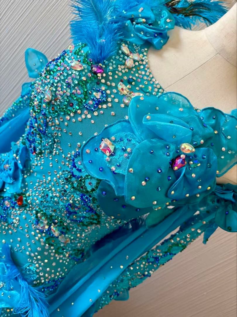 期間限定大幅セール❣️社交ダンスドレス　　タカダンス　ブルー　Ｍ