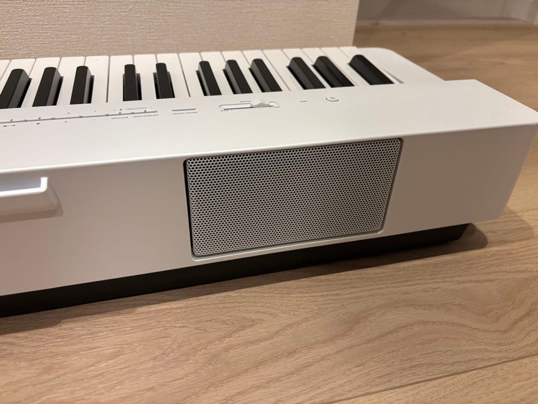 2025年9月購入 YAMAHA 電子ピアノ P-225 WH ホワイト