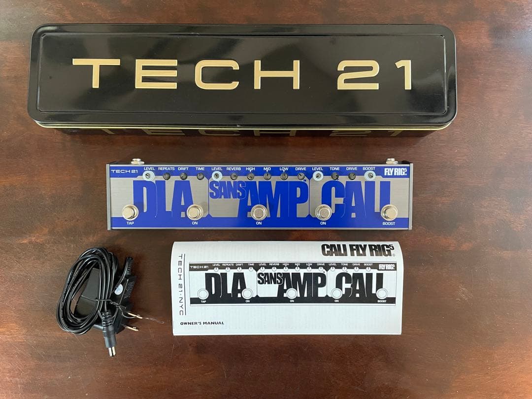 TECH21 CALI FLY RIG 5 ギターエフェクター