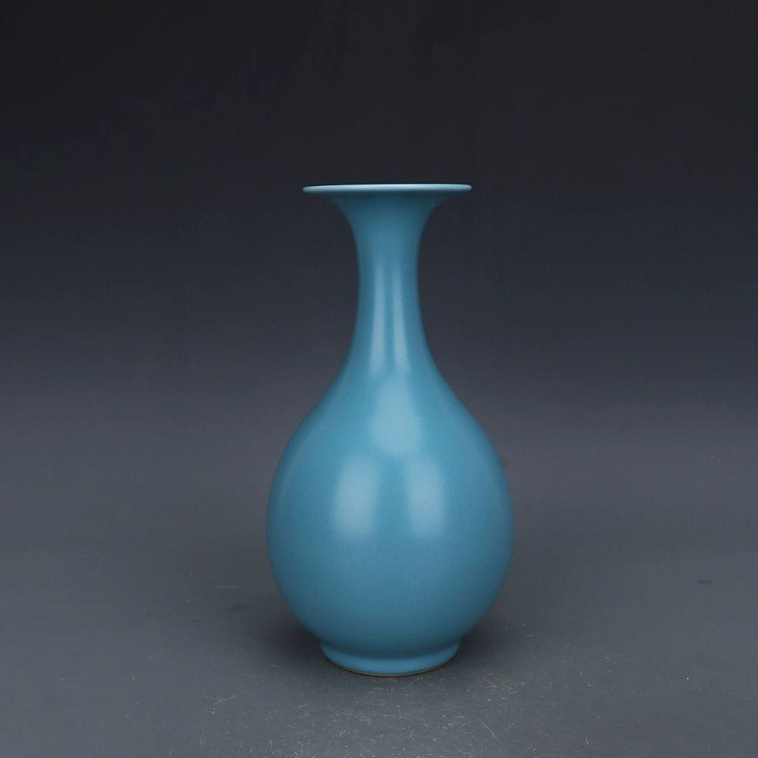 清雍正汝釉天青色玉壺 景徳鎮 陶磁器 装飾品 現代工芸品 美術品 置物