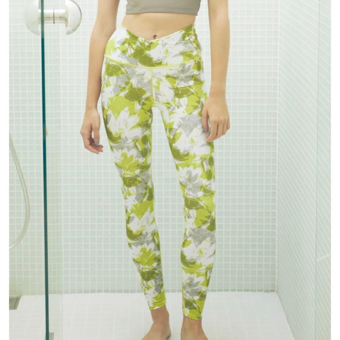 ジュリエ Julie ★クロス レギンス★ ピスタチオ ０サイズ 新品❣️