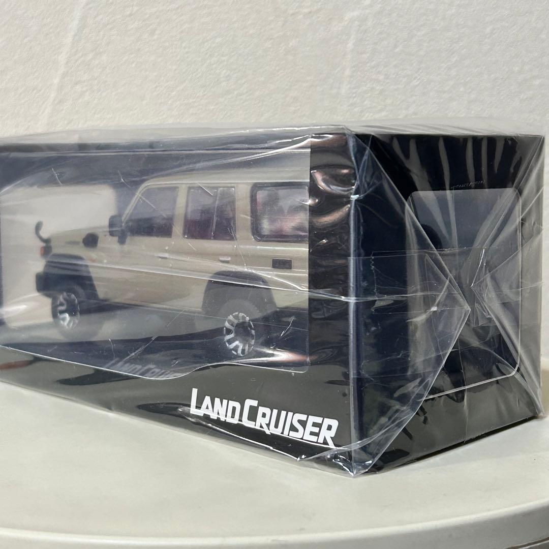 未開封 ランドクルーザー70 色見本 ミニカー 1/30サイズ ベージュ 非売品