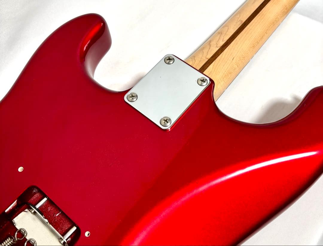 【新品弦張替済】Fender Japan ストラト キャディーアップルレッド