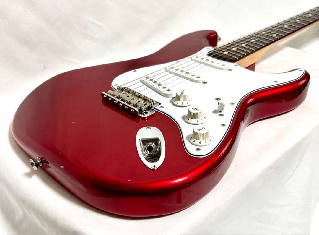 【新品弦張替済】Fender Japan ストラト キャディーアップルレッド