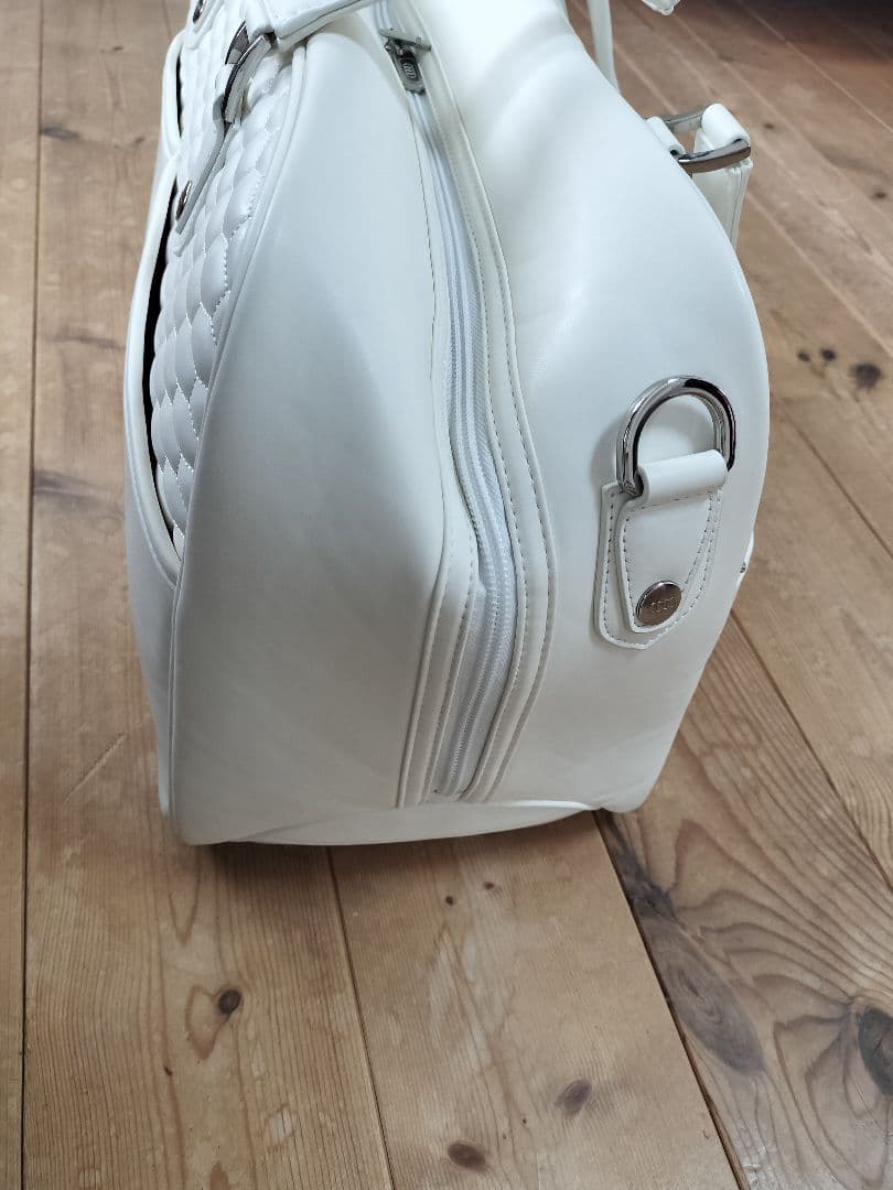 アウディ ゴルフ ボストンバッグ【ホワイト】